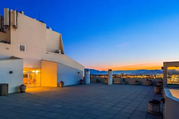 Best Western Plus Kelowna Hotel & Suites