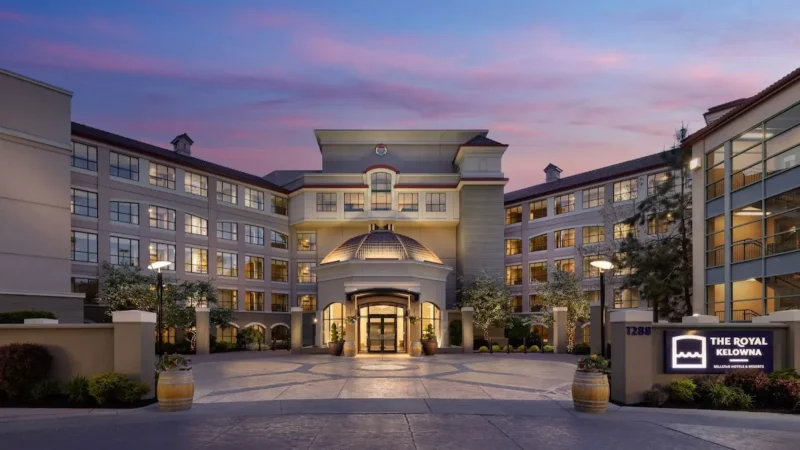 The Royal Kelowna by Bellstar Hotels