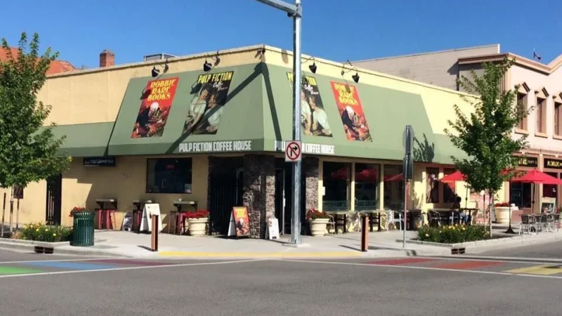 Pulp Fiction Coffee House/Robbie Rare Books