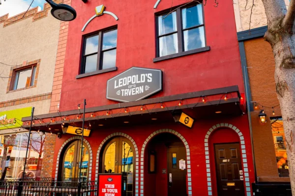 Leopold’s Tavern Kelowna – Bernard