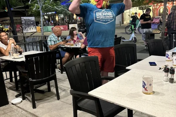 Coop Wicked Chicken& Bar Kelowna