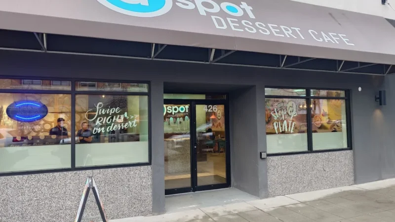 D Spot Dessert Cafe Kelowna