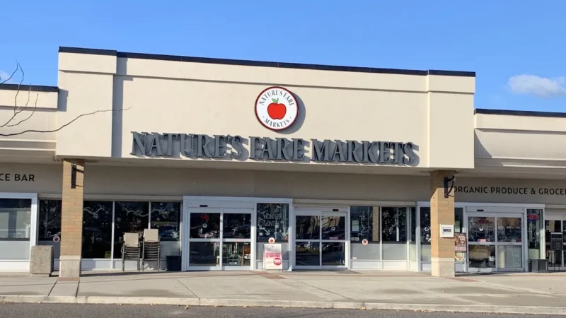 Nature’s Fare Markets – Kelowna