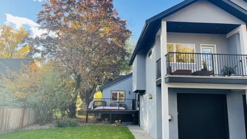 Hikari-Okanagan Sunshine B&B