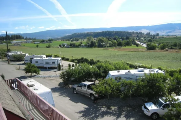 Apple Valley Orchard & RV Park