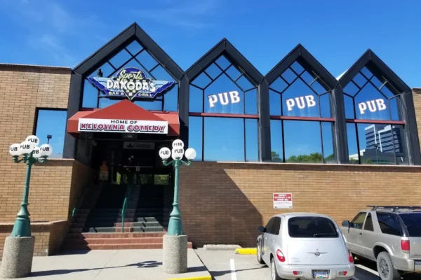 Dakoda’s Sports Bar & Grill / Dakoda’s Pub