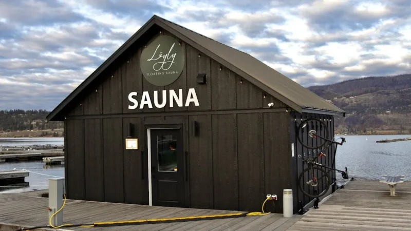 Löyly Floating Sauna