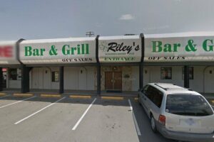 Riley’s Bar and Grill