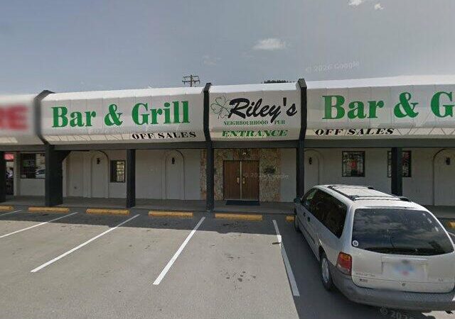 Riley’s Bar and Grill