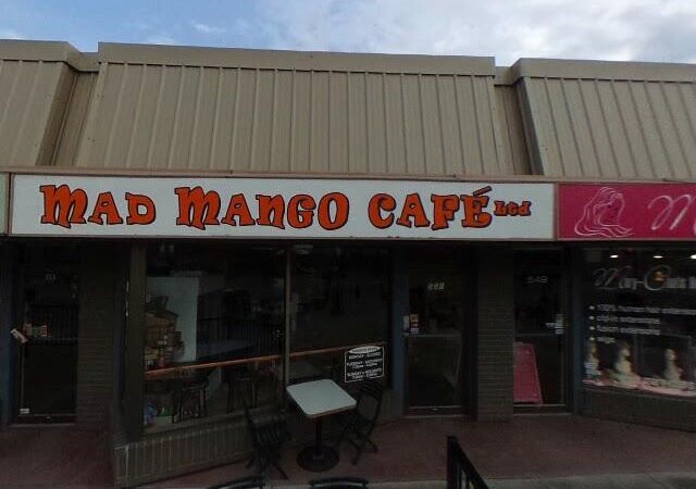 Mad Mango Café