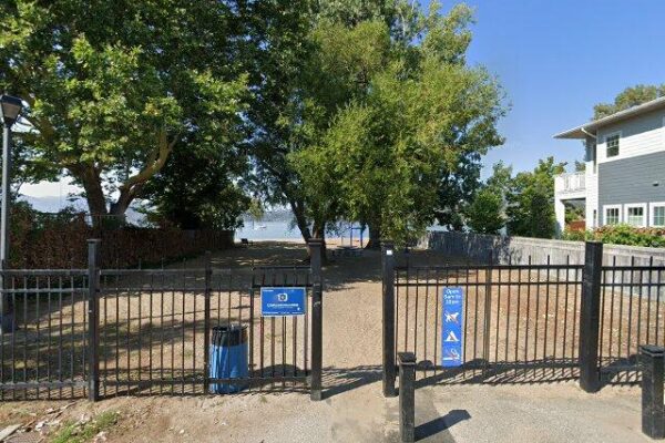 Beach Avenue Beach Access